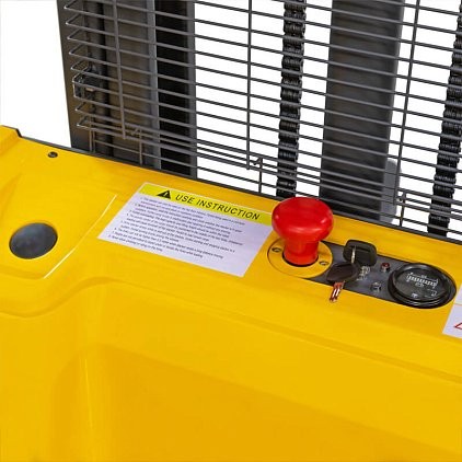 Штабелер электрический самоходный CDD15R-E (N) (1500 кг; 3,3 м; 24В / 105Ач) SMARTLIFT (SMART) купить в Вологде Штабелер электрический самоходный CDD15R-E (N) (1500 кг; 3,3 м; 24В / 105Ач) SMARTLIFT (SMART) купить в Вологде