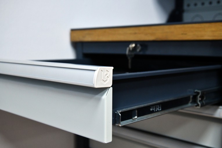 Верстак FBK 205.47.4-2F купить в Вологде Верстак FBK 205.47.4-2F купить в Вологде