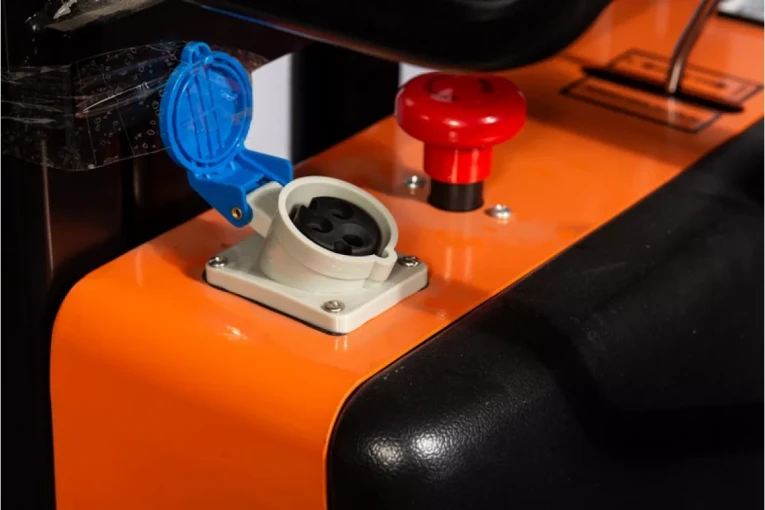 Штабелер с электроподъемом 1 т - 3 м Вилы: 1100 , Гелевая АКБ, SPN1030 SIBLINE купить в Вологде