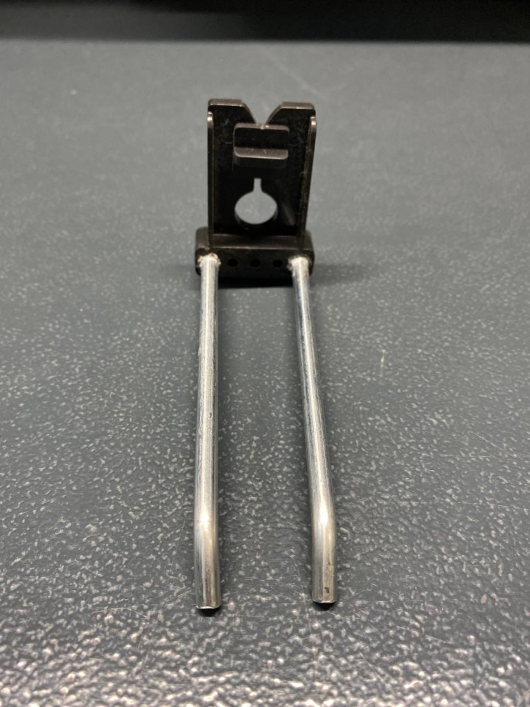 Крючок двойной 100 мм купить в Вологде