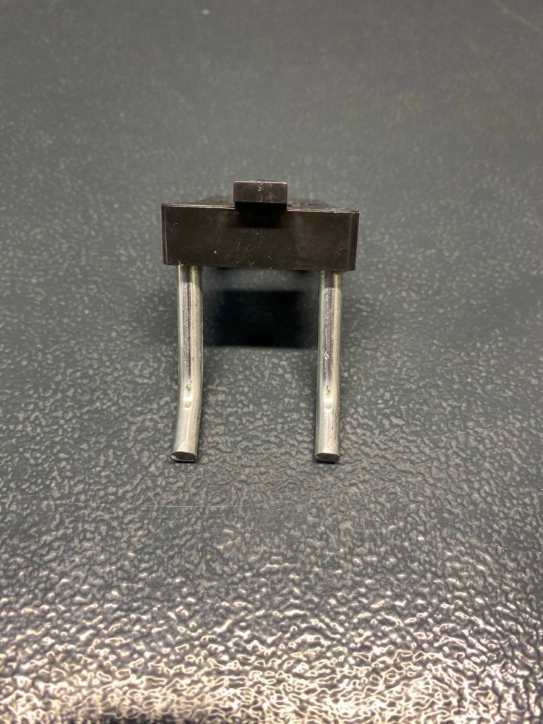 Крючок двойной 38 мм купить в Вологде Крючок двойной 38 мм купить в Вологде